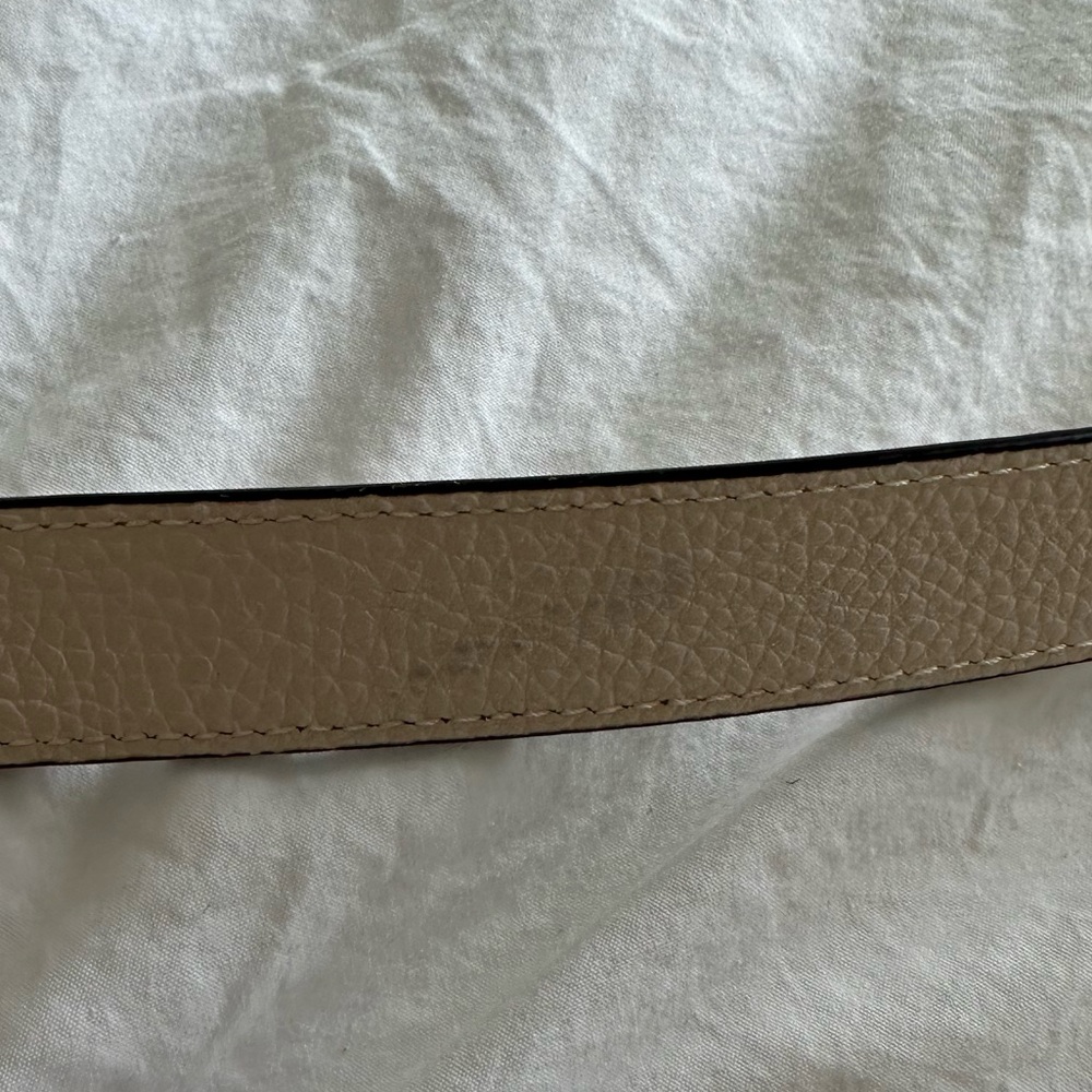 Coach Kleo Shoulder Bag in Chaulk/Gold - Picture 4 of 7